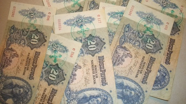 20 pengő hamis nyilas bélyegzések